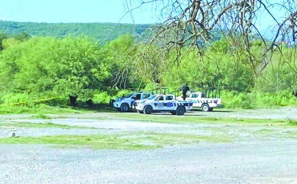 Asesinaron a un hombre a balazos en río de Linares