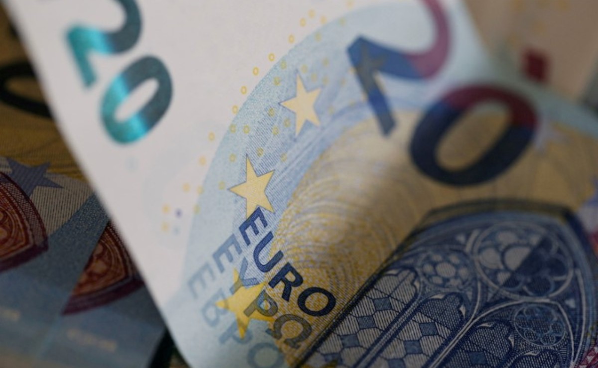 El impuesto a los más ricos en España ocurre ante las cifras de los euros en inflación. | Reuters