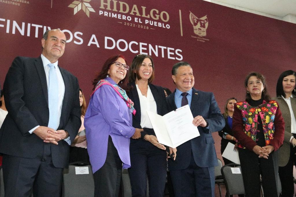 La titular de la SEP también estuvo de gira por las escuelas de Hidalgo. (Twitter)