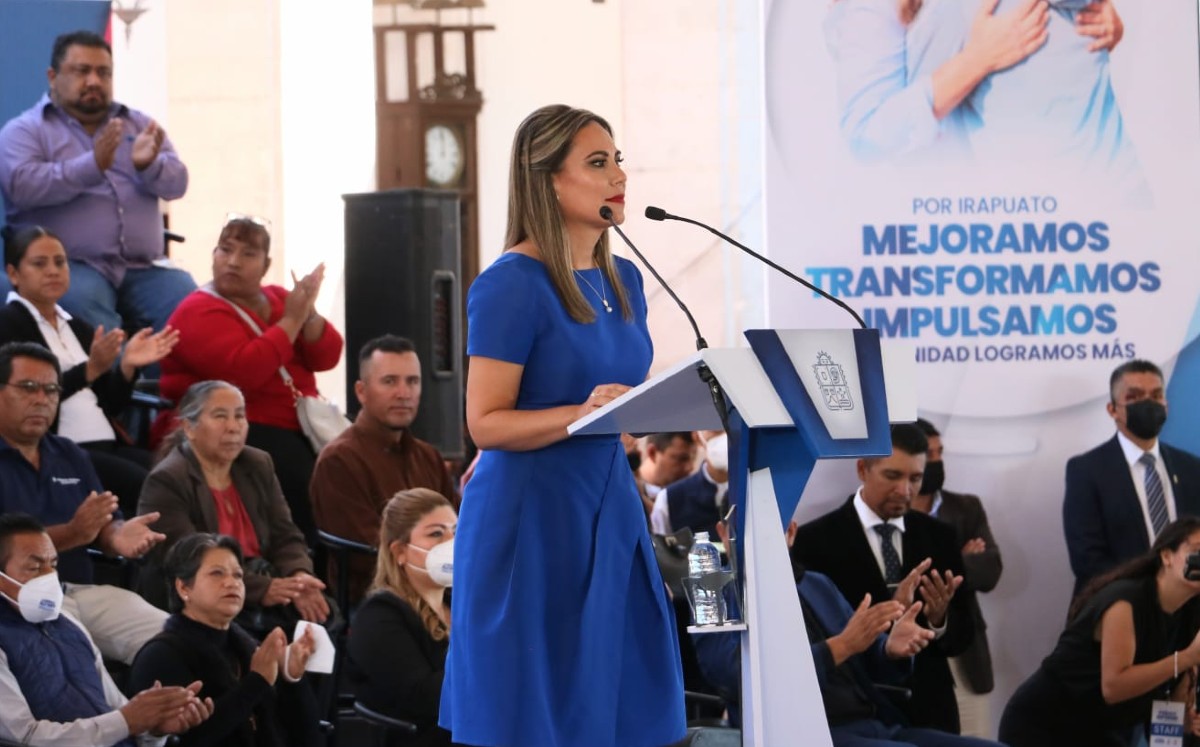 Alcaldesa de Irapuato, Lorena Alfaro, reconoce la violencia en su primer informe / Dany Béjar