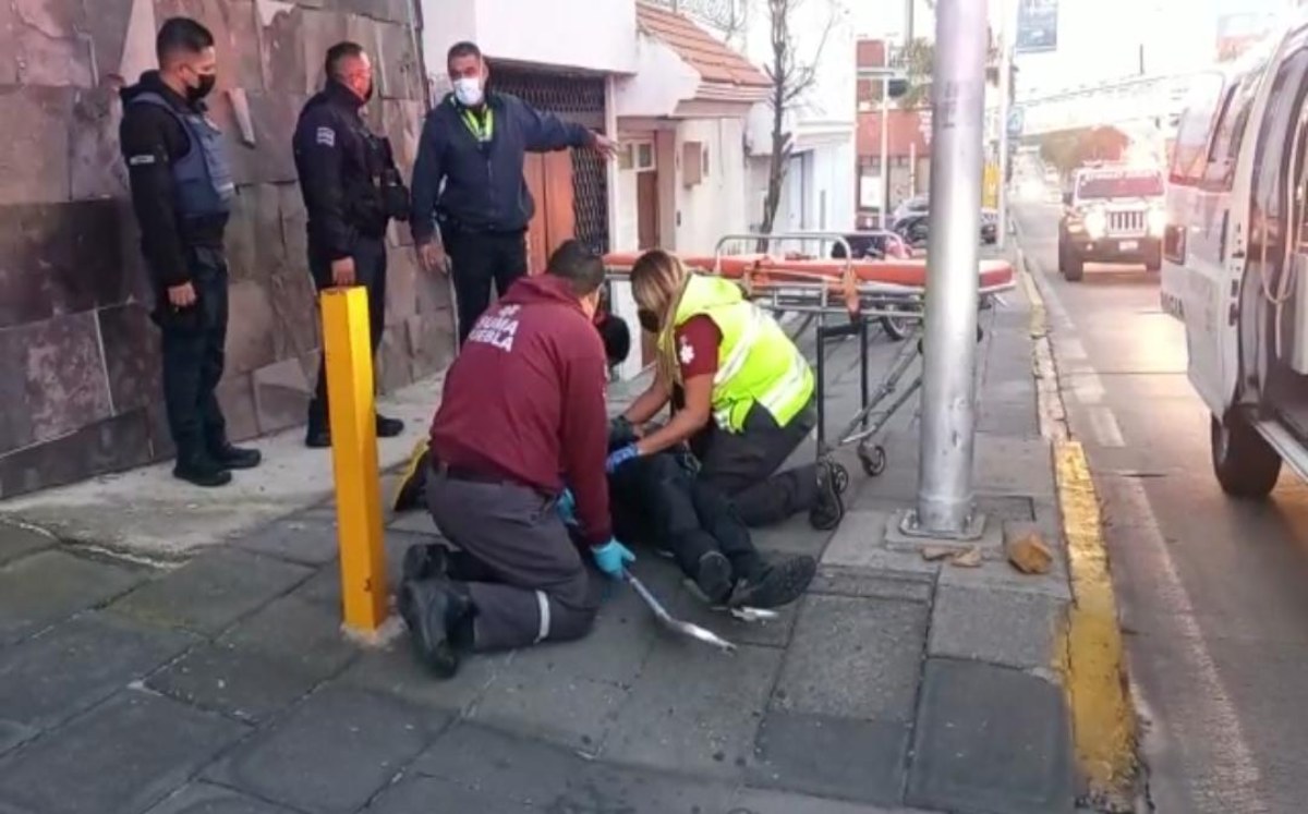 Arrojan rocas contra automovilistas para intentar asaltarlos | Especial