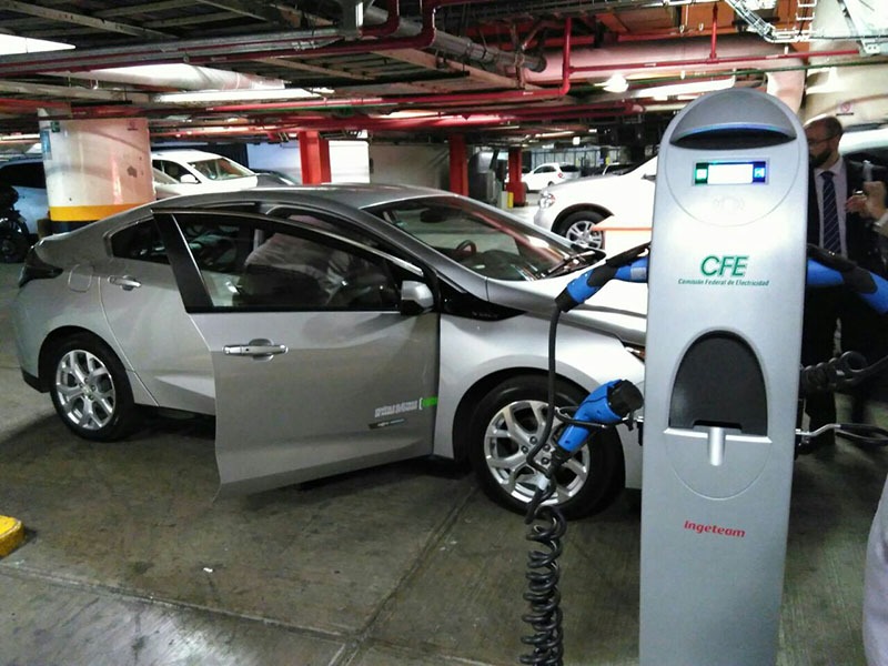 Centro de recarga para autos eléctricos. (Foto: Especial)