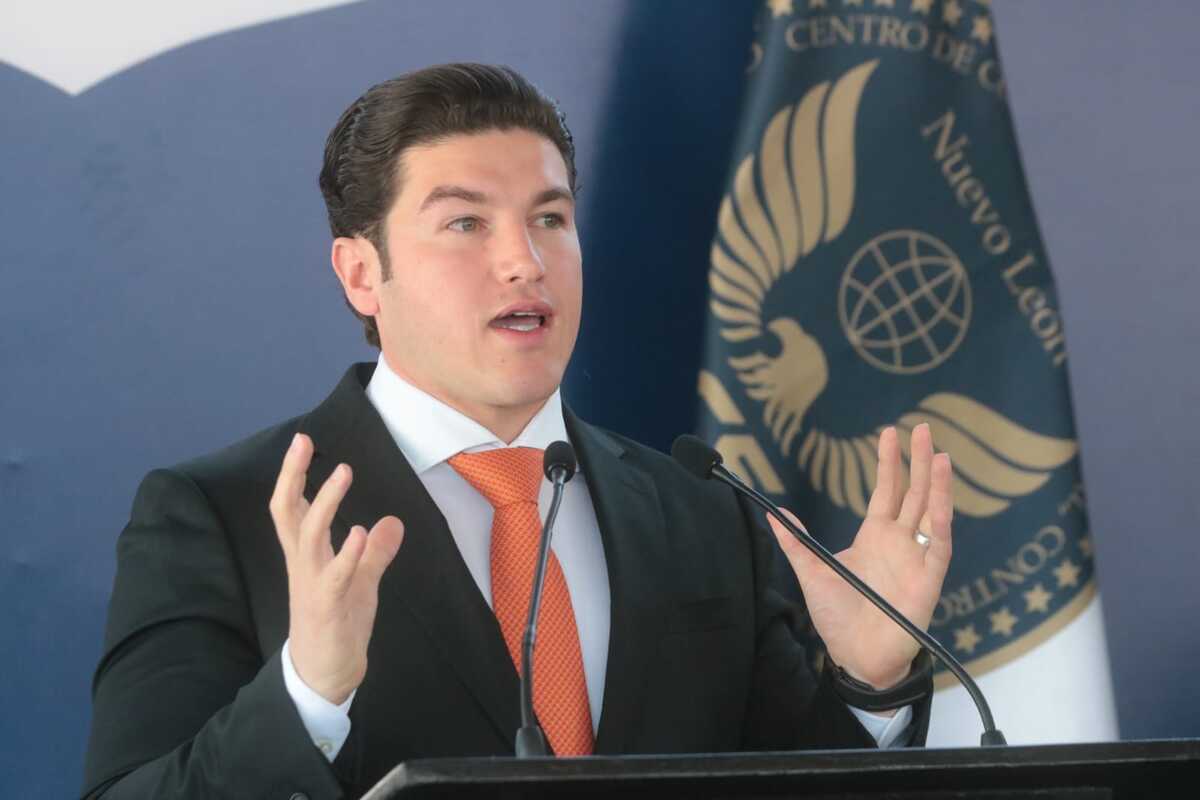 El mandatario estatal anticipó que dentro de la Nueva Constitución vendrá un apartado que reordene la seguridad pública. Foto: Leonel Rocha