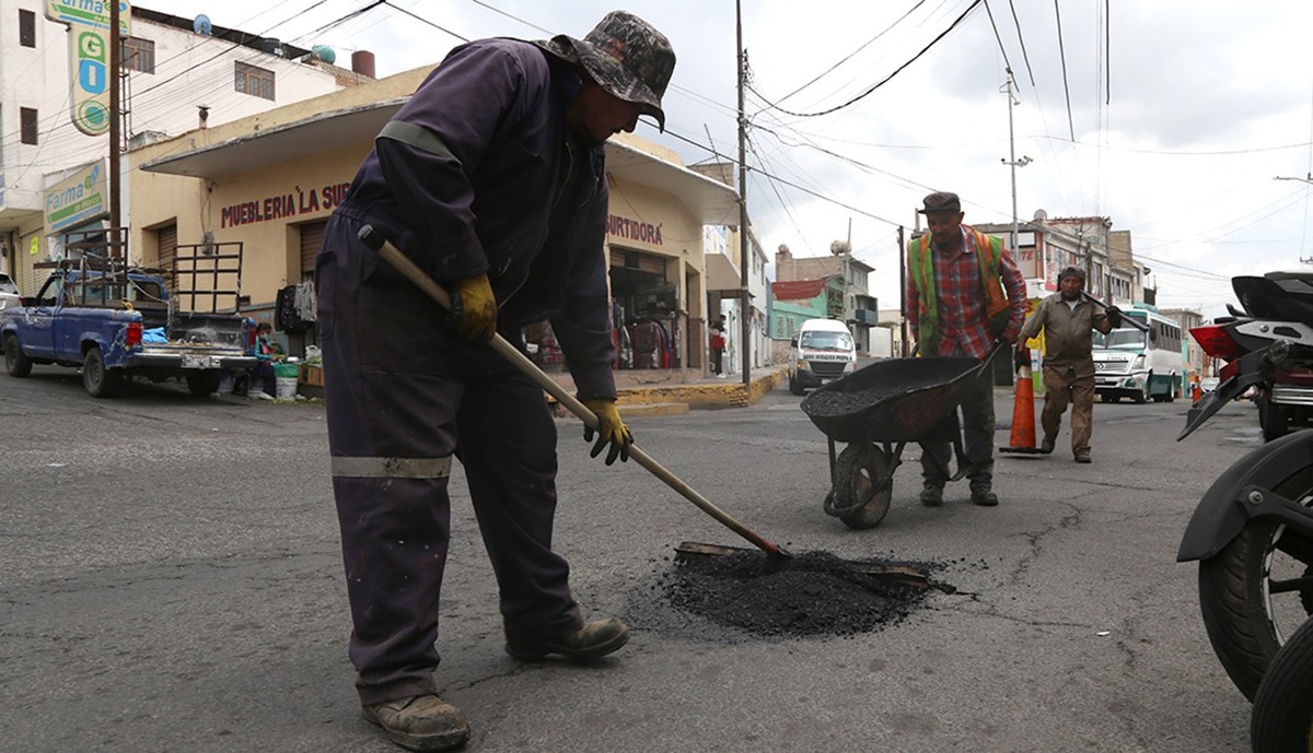 Los trabajos de rehabilitación asfáltica se han realizado en coordinación con la comisión de agua y alcantarillado. (Maribel Calderón)