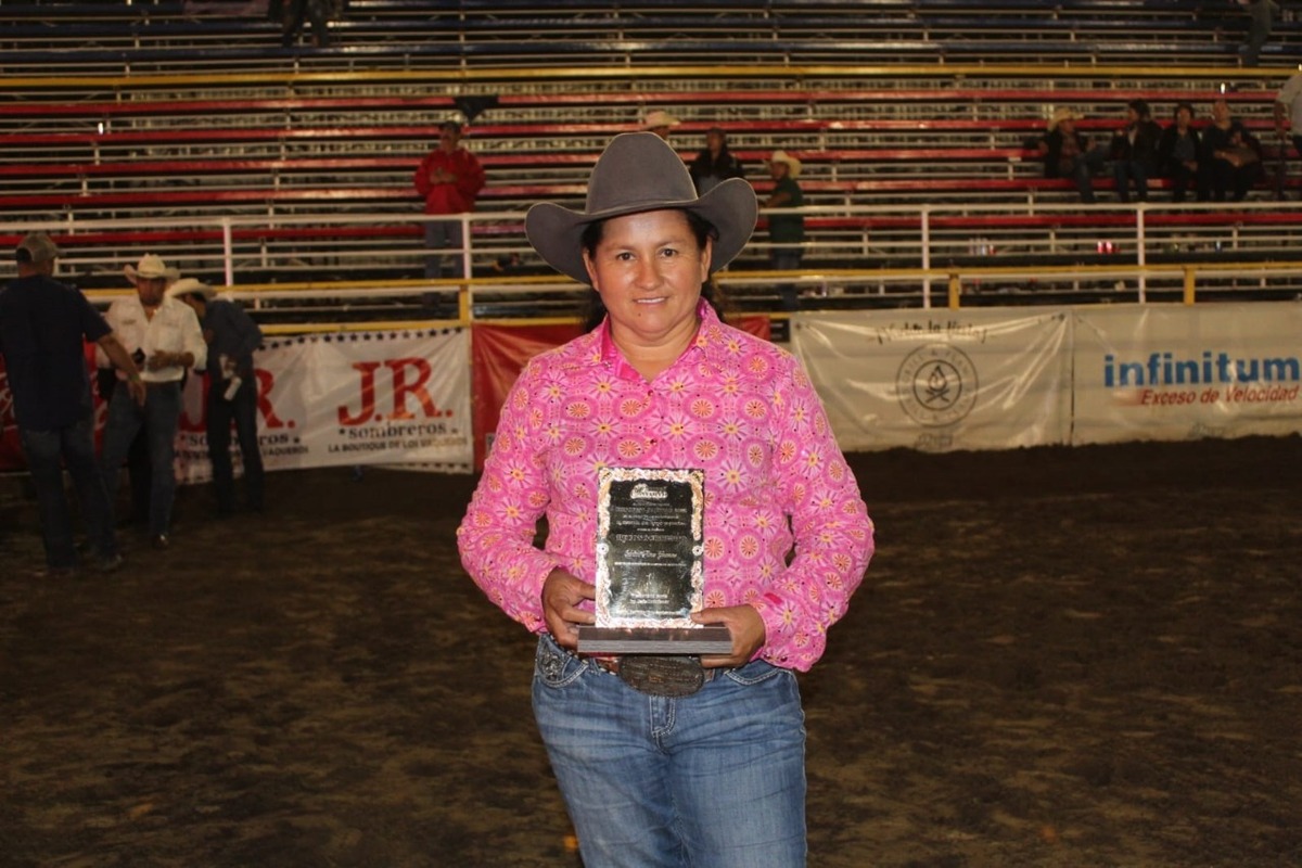 La familia Flores ha aportado bastante a la historia del rodeo
