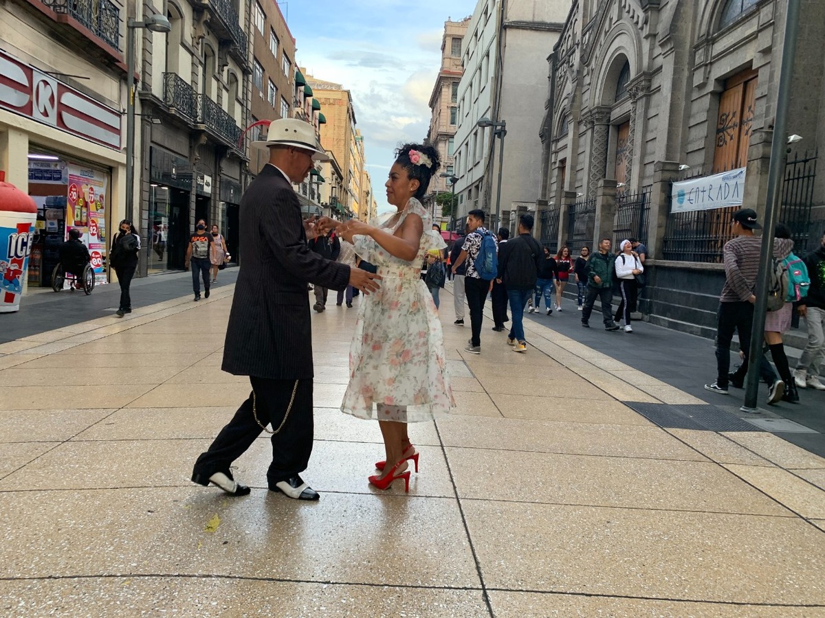 columna de Humberto Ríos