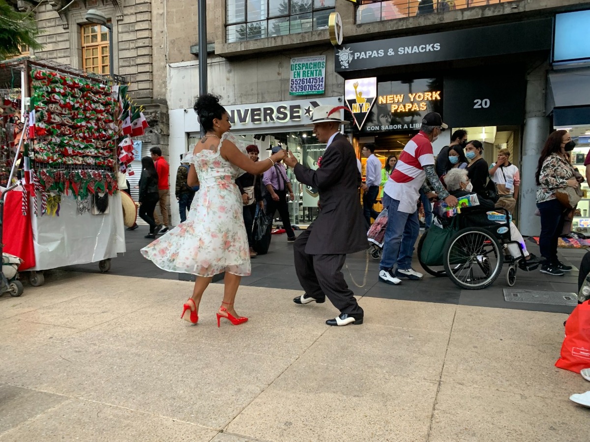 columna de Humberto Ríos