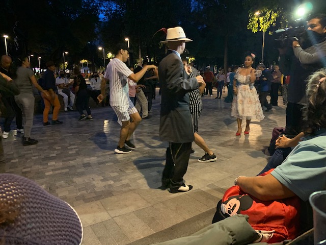 columna de Humberto Ríos