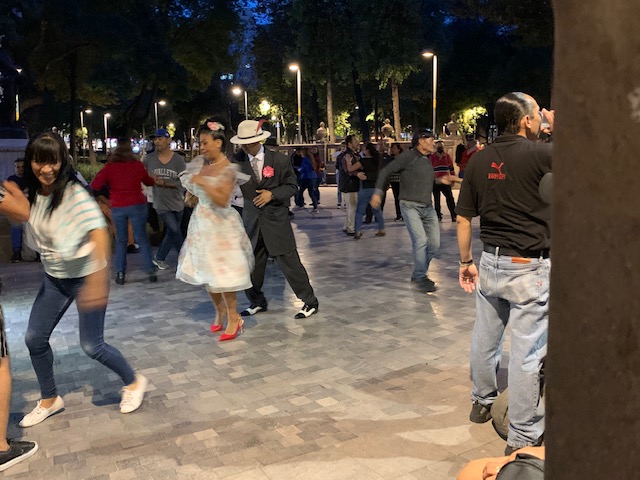 columna de Humberto Ríos