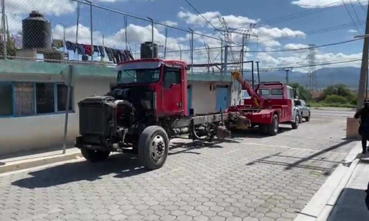 Aseguran propiedad donde había camiones de carga desvalijados | Especial