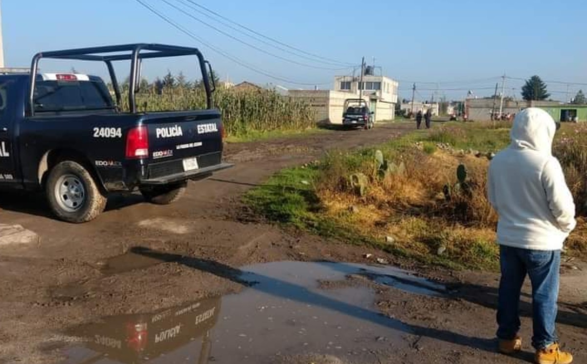 Elementos de la FGJEM resguardaron la zona. | Especial