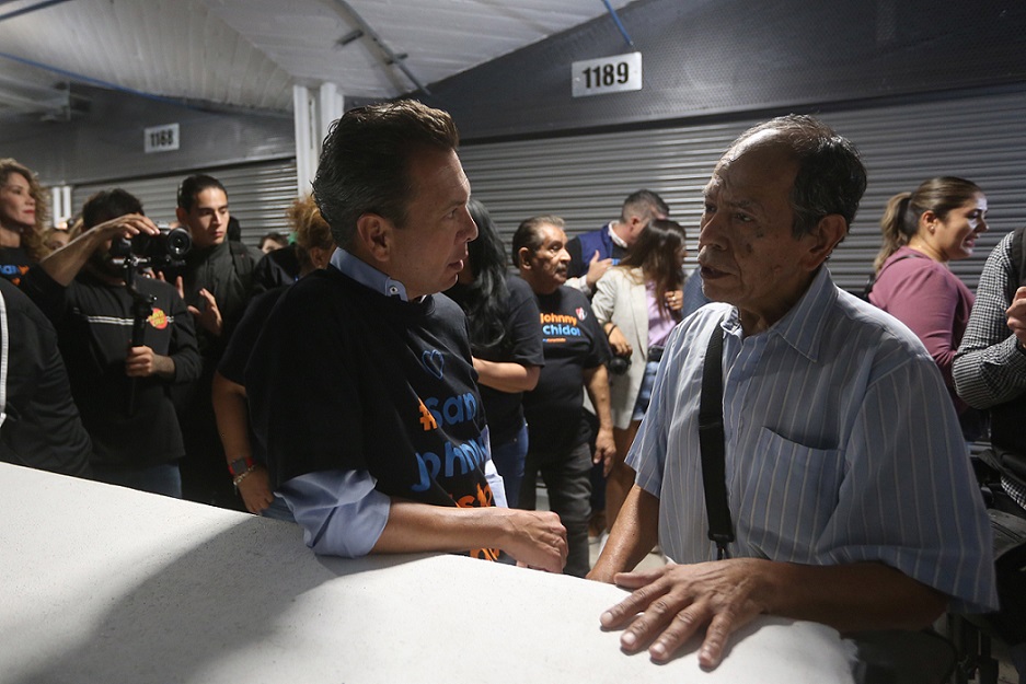 Concluye entrega de locales renovados en San Juan de Dios (Fernando Carranza)