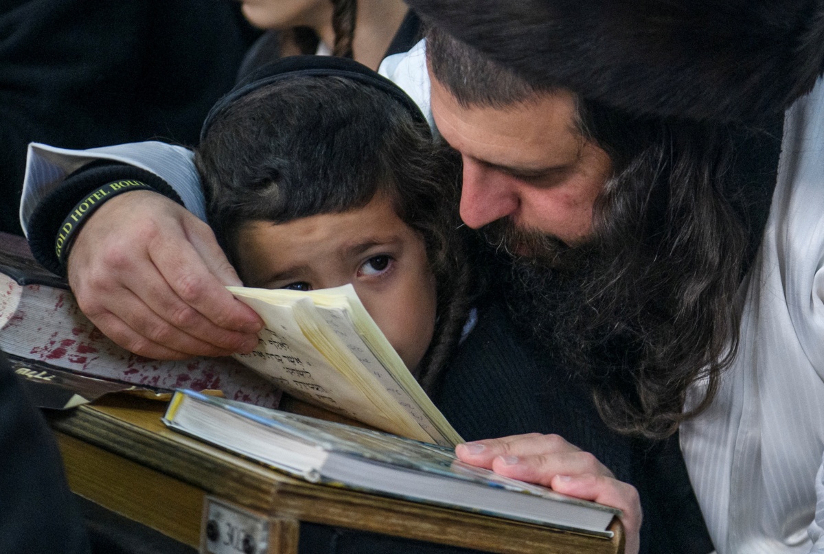 Los judíos ultraortodoxos mandan a los niños a las yeshivás, las escuelas religiosas. (Reuters)