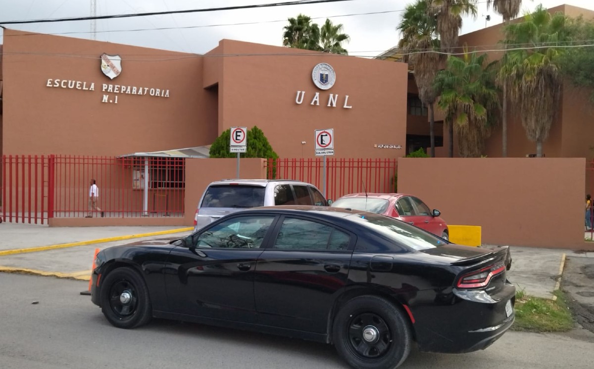 Reportan presunta amenaza en la Prepa 1 de la UANL / Agustín Martínez