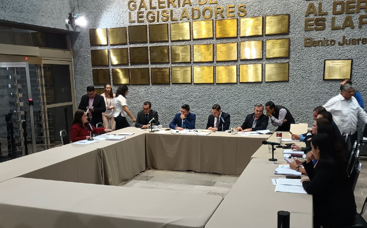 Comisión de Puntos Constitucionales del Congreso local aprobó la segunda vuelta de la Nueva Constitución / Erik Solheim Rocha