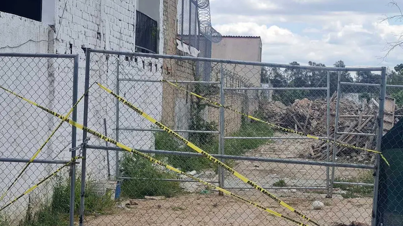 Hallan presunta fosa clandestina en construcción de Zapopan