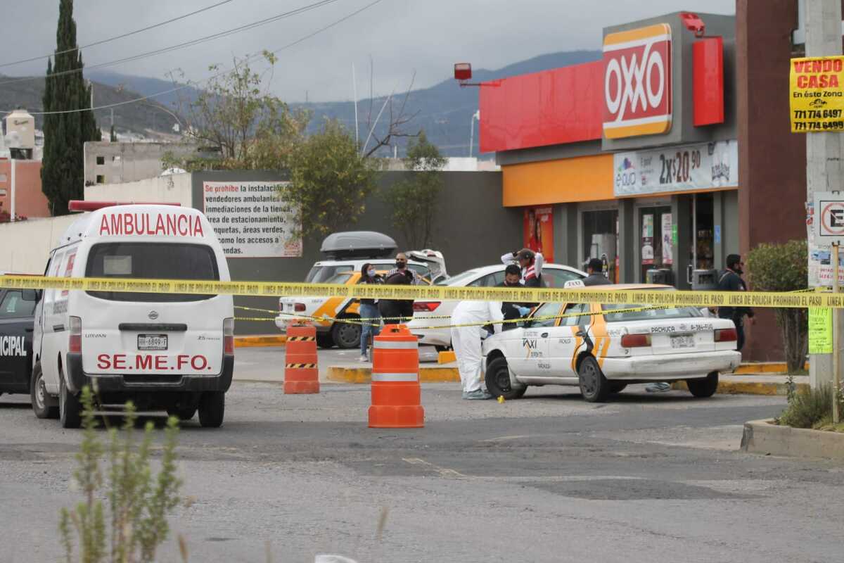 Persona sin vida es hallada en un taxi. (Jorge Sánchez)