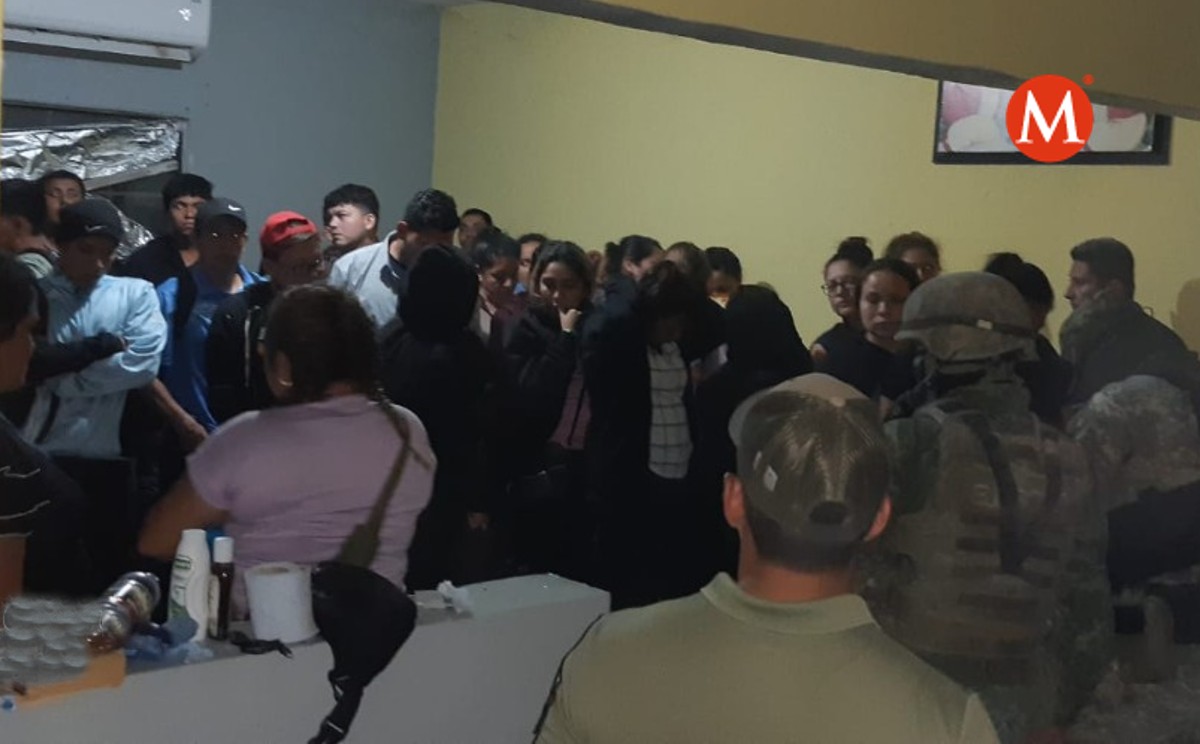 Rescatan a hombres y mujeres migrantes en un municipio de Tamaulipas