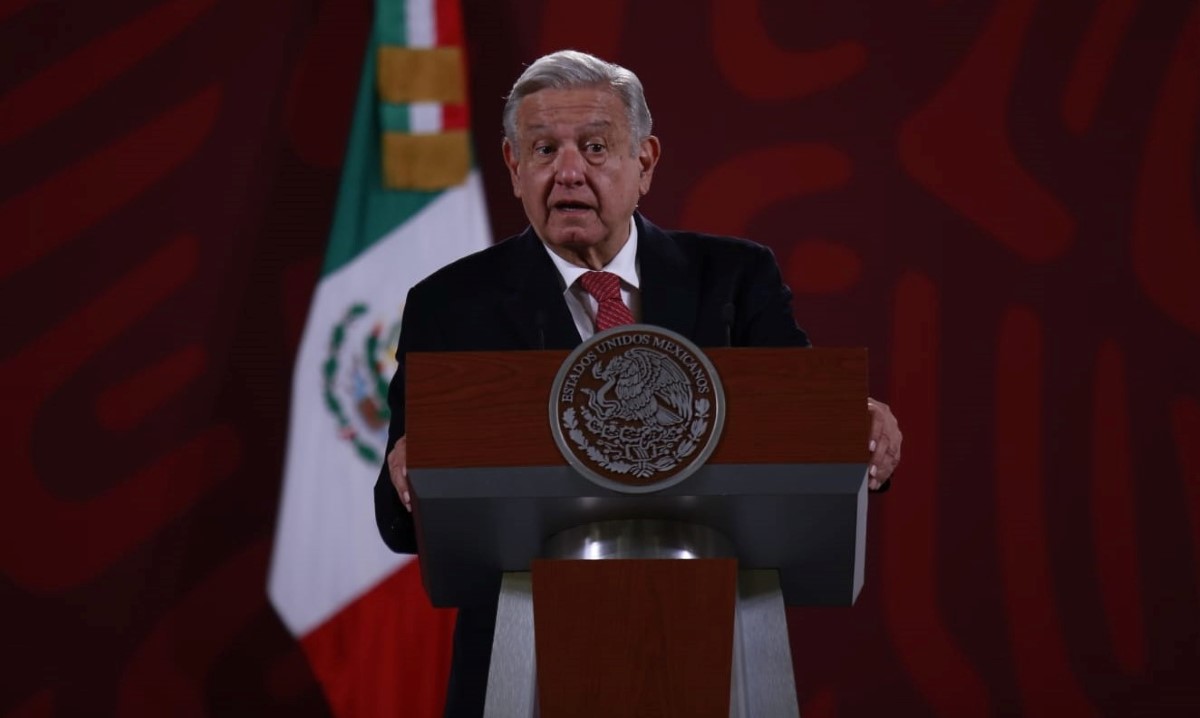 AMLO dijo que la actitud del fiscal del caso Ayotzinapa ha sido de colaboración. | Juan Carlos Bautista