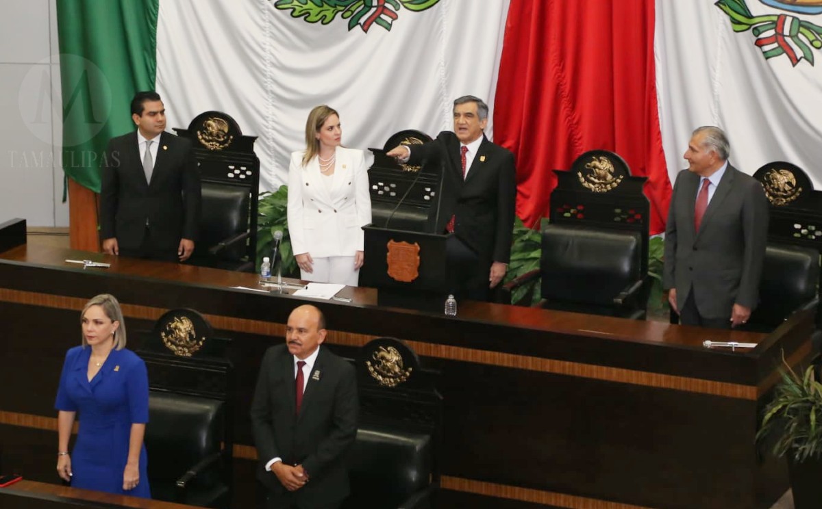 Américo Villarreal toma protesta como gobernador de Tamaulipas | Foto: Yazmín Sánchez
