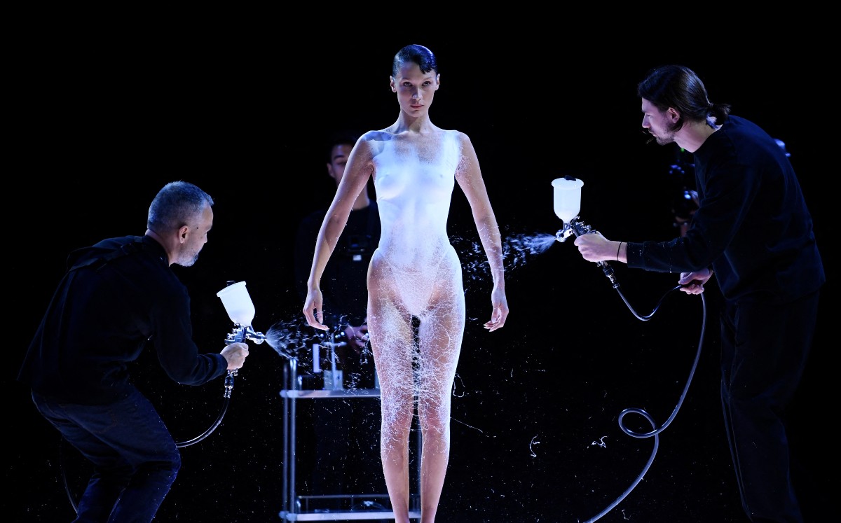 Bella Hadid protagonizó este momento | AFP
