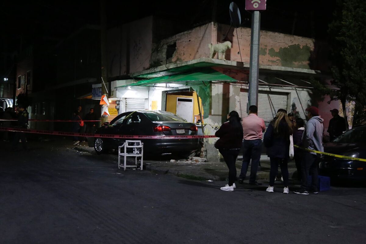 El conductor de vehículo perdió el control del auto | Enrique Luna