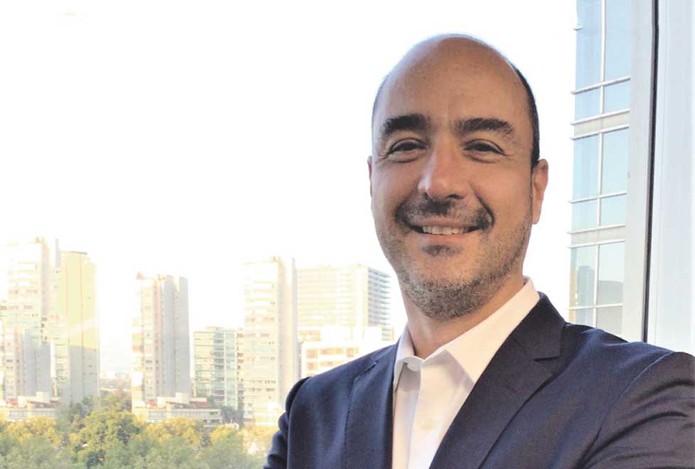 Carlos Escobar, gerente general de Baxter para México, Puerto Rico, Centroamérica y el Caribe.