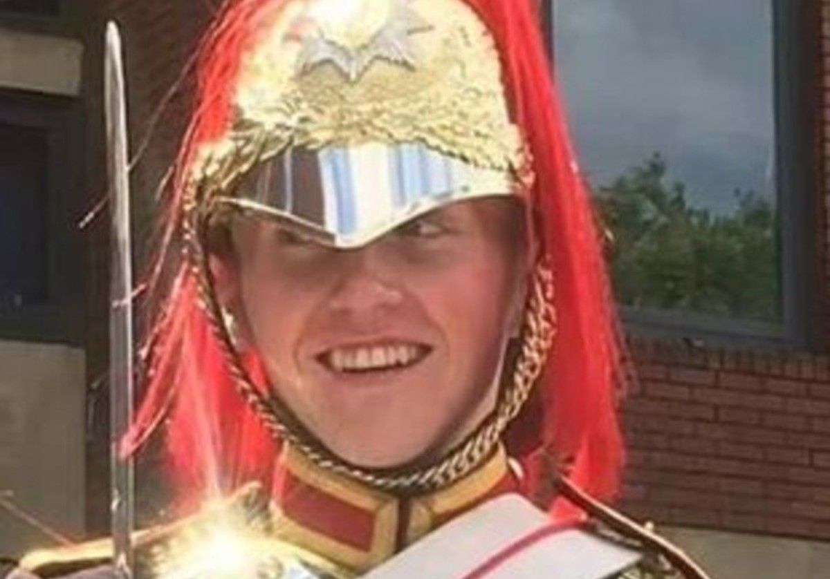 El joven Jack Burnell-Williams participó en el funeral de la reina Isabel II. | Foto de redes sociales