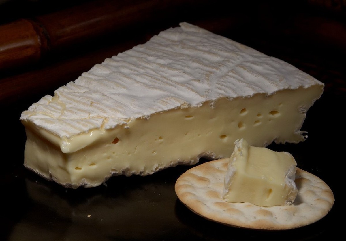 La situación provocó que algunos de los quesos brie de la marca se vieran afectados. | Foto en Pixabay de PDPhotos