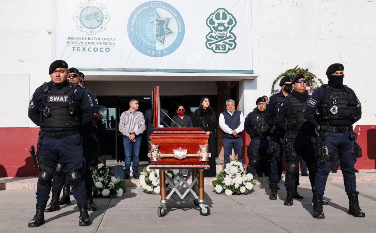 Familiares acudieron para presenciar el homenaje. (Especial)