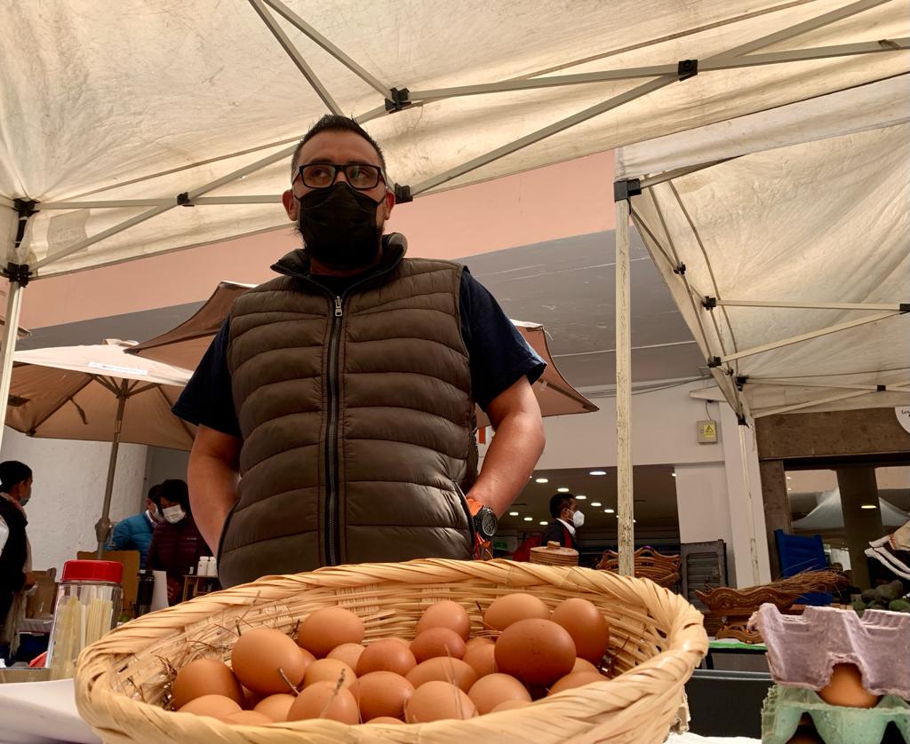 "La gente hace un esfuerzo por estar consumiendo algo sano", refirió.