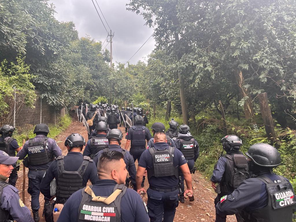 Los policías estatales impidieron los bloqueos. (Elizabeth Guzmán)