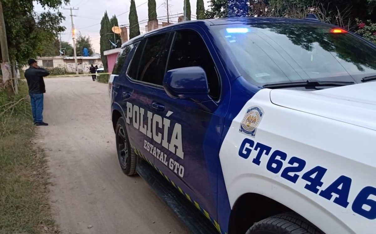 Atacan a balazos a subdirector de policía de Silao / Especial