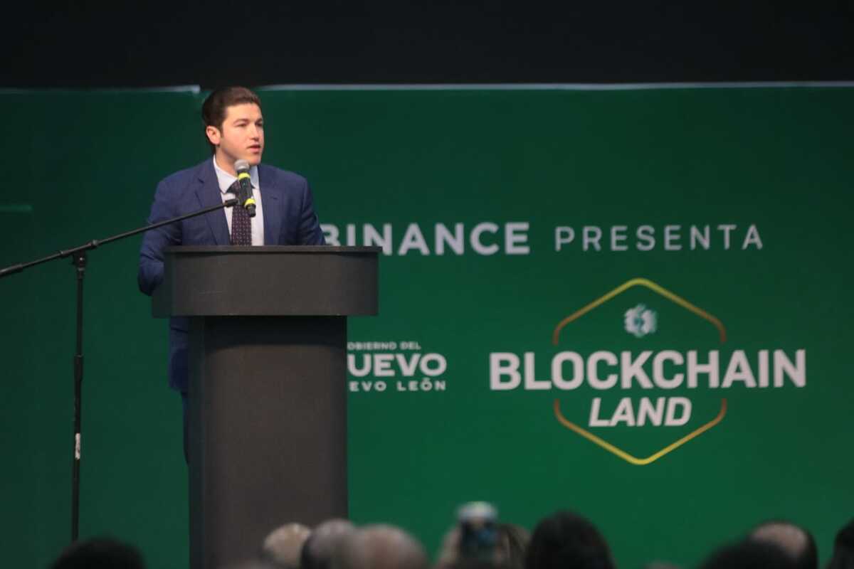 "Nos quitamos ese mito de que en México no se paga impuestos por qué se los roban o porque los malgastan", dijo Samuel García. Foto: Leonel Rocha