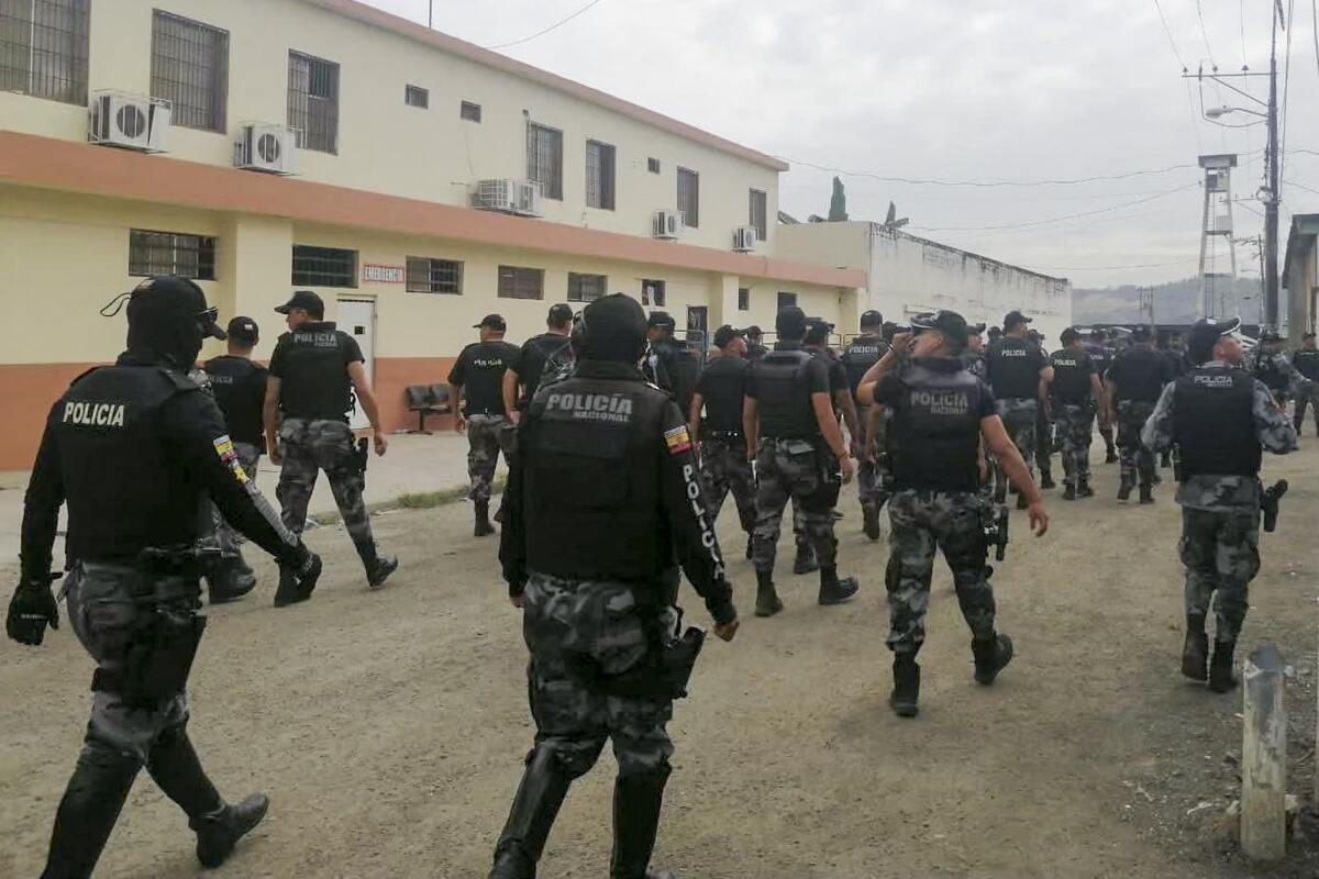 El SNAI informó que son 13 muertos y 25 heridos. (AFP)