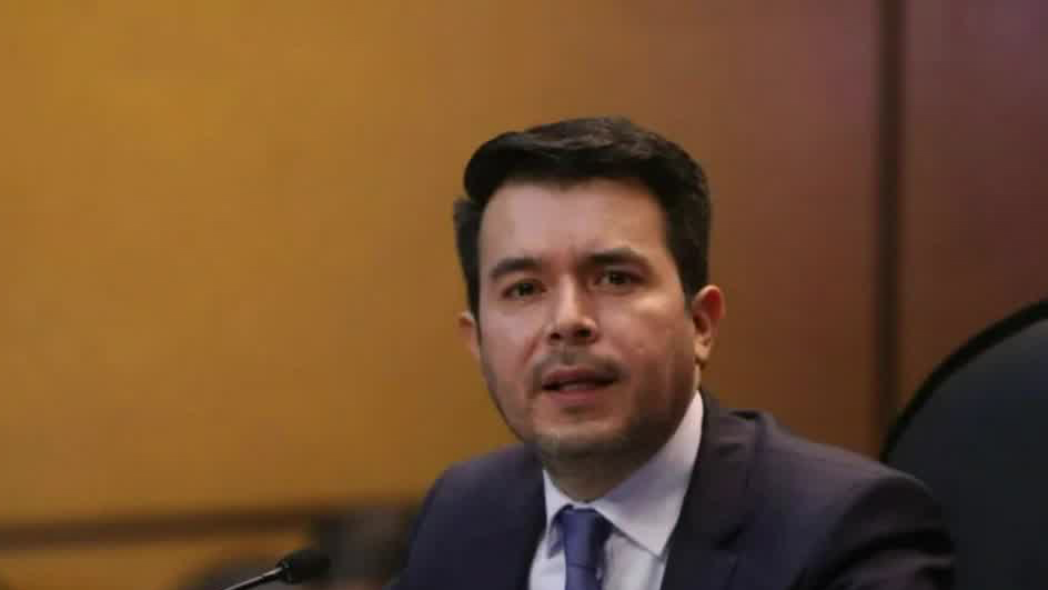 Arturo Medina podría ser el nuevo jefe del SAT