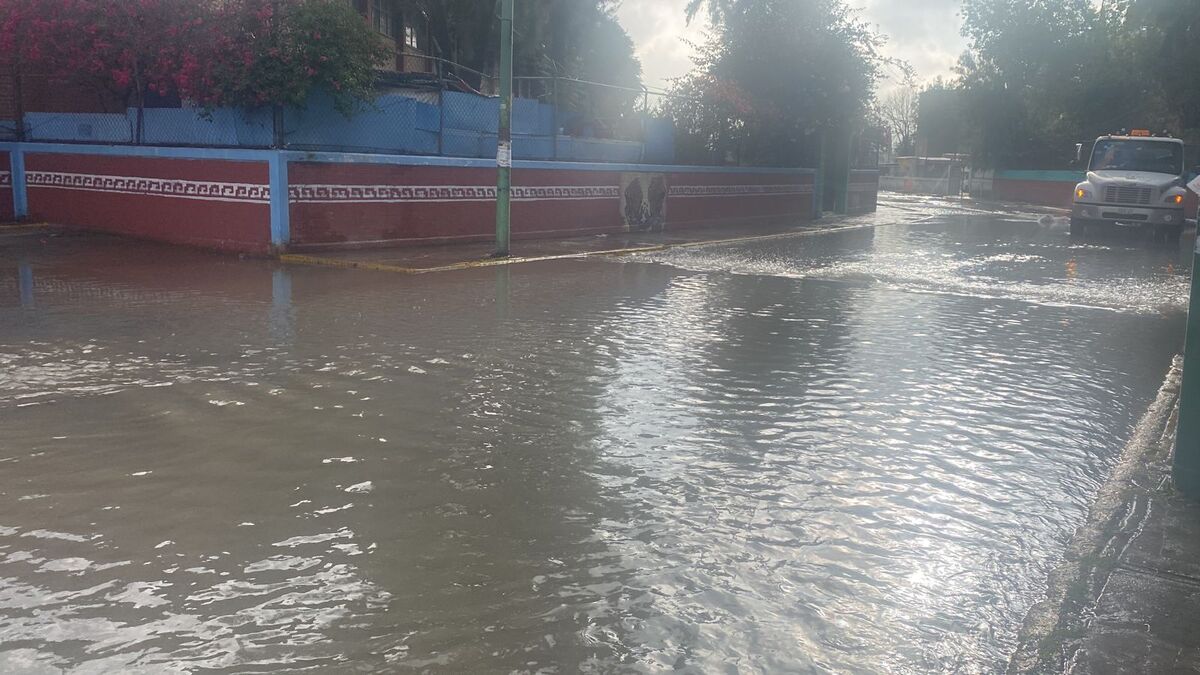 Continúan las labores para limpiar la zona.
