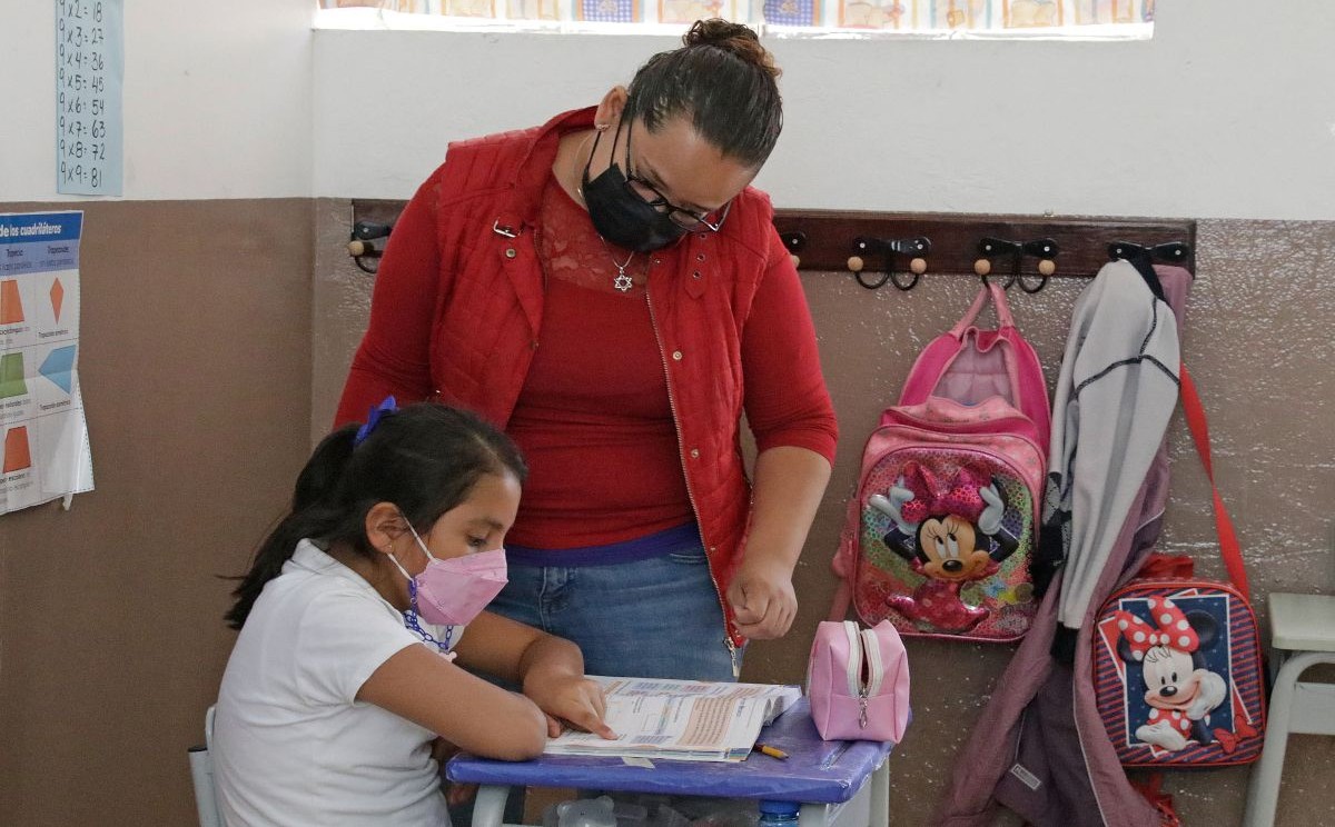 Por rezago educativo imparten clases de matemáticas en Tampico
