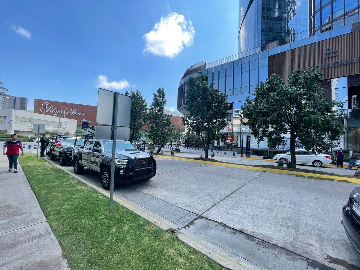 Se cumplió una semana de la balacera registrada en la plaza comercial Landmark, ubicada en las inmediaciones de Puerta de Hierro en el municipio de Za