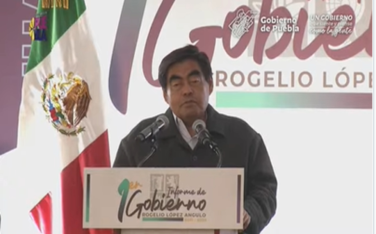 Miguel Barbosa se compromete a construir un mercado en Huauchinango | Especial
