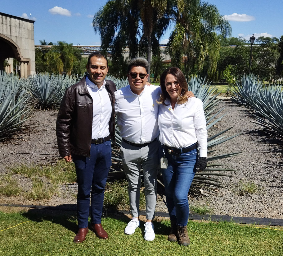 Francisco Baeza y Elisa Gutiérrez, de Brown-Forman México y Casa Herradura. Especial