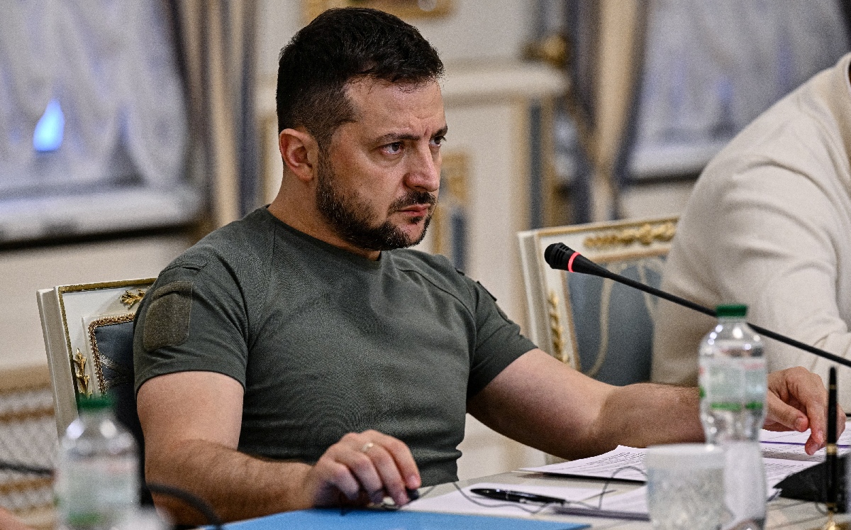 El presidente de Ucrania, Volodimir Zelenski, durante una reunión remota. | Reuters