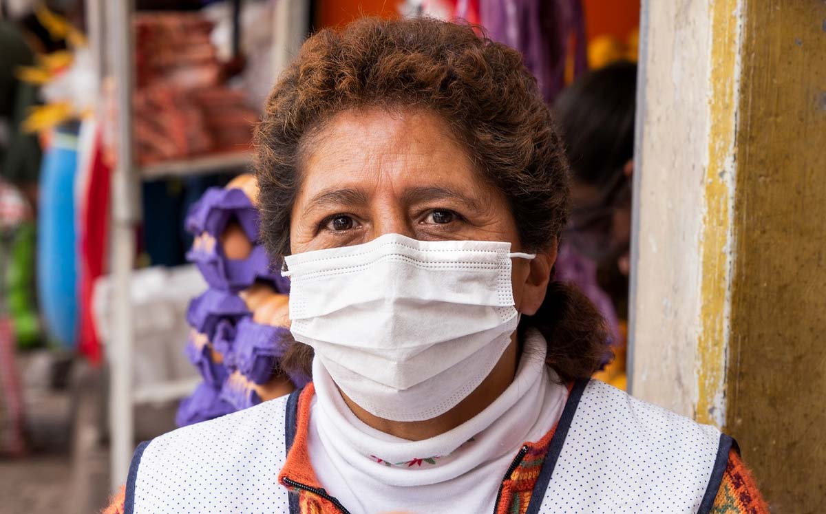 En Tabasco, el cubrebocas será obligatorio en espacios cerrados, adelantó el gobernador. | Shutterstock