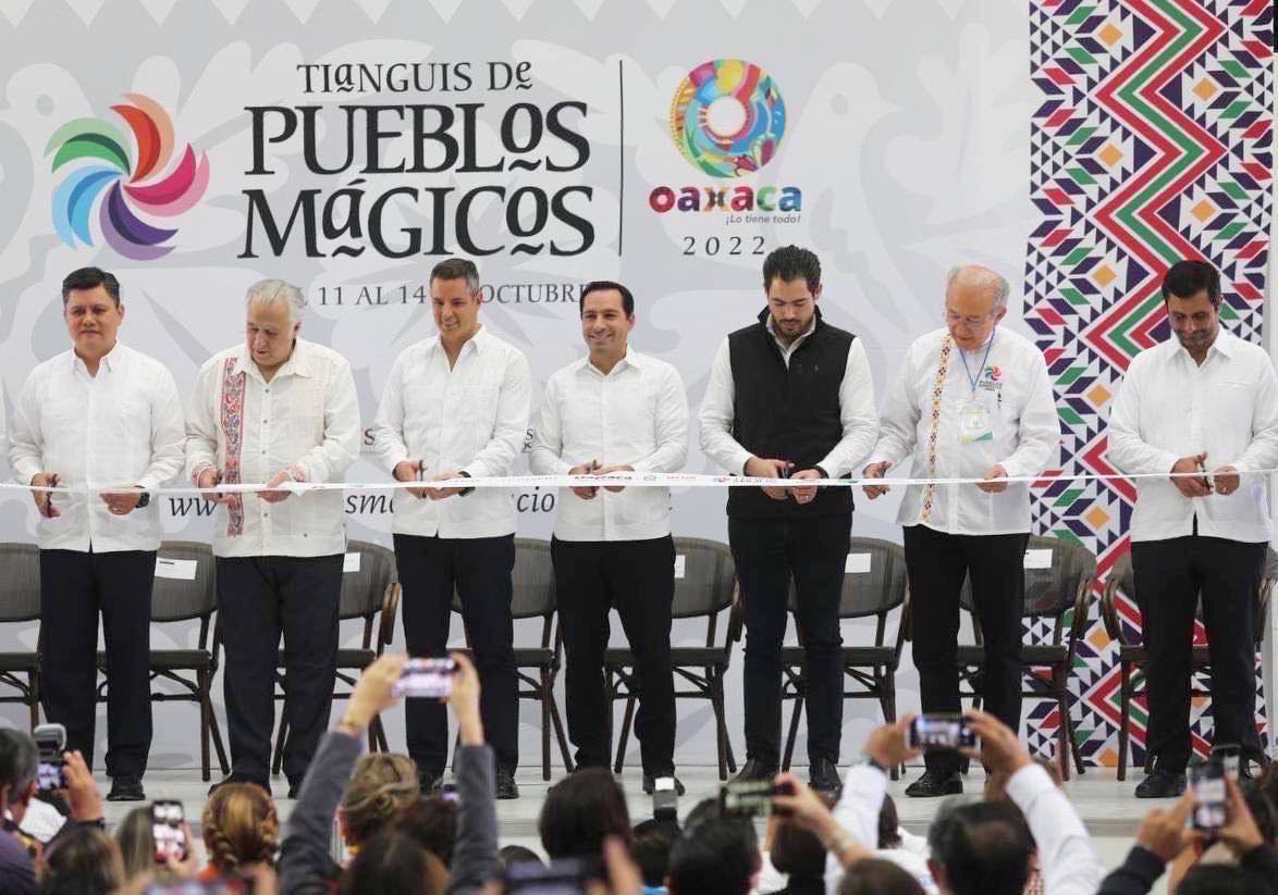 Junto con el titular de la Secretaría de Turismo del Gobierno de México (Sectur), Miguel Torruco Marqués, y el Gobernador de Oaxaca, Alejandro Murat H
