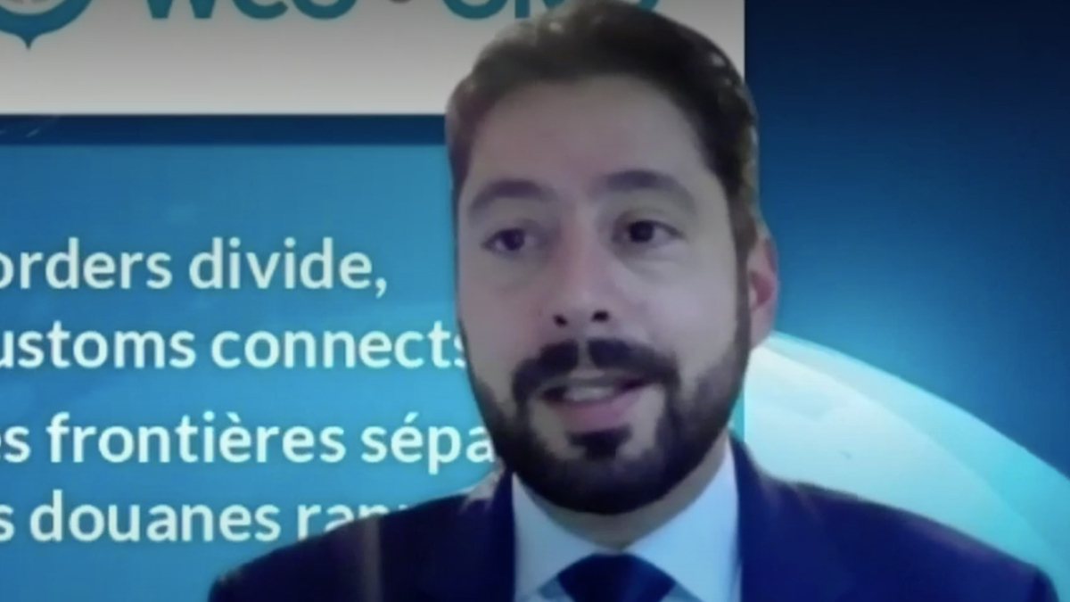 Estrategias para reducir contrabando y piratería en las aduanas