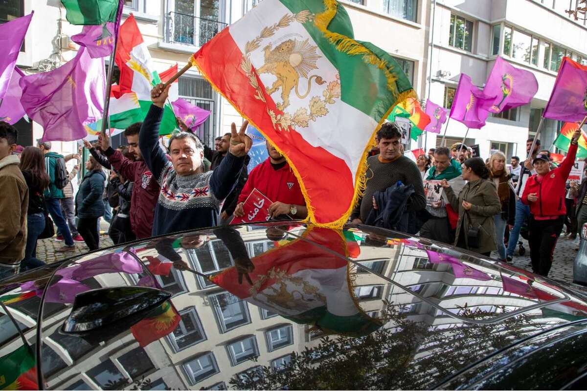 Protesta en Bruselas el 15 de octubre de 2022 en apoyo de los iraníes