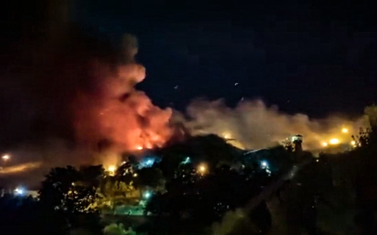 El incendio ocurre tras las protestas en varias localidades de Irán. | AFP
