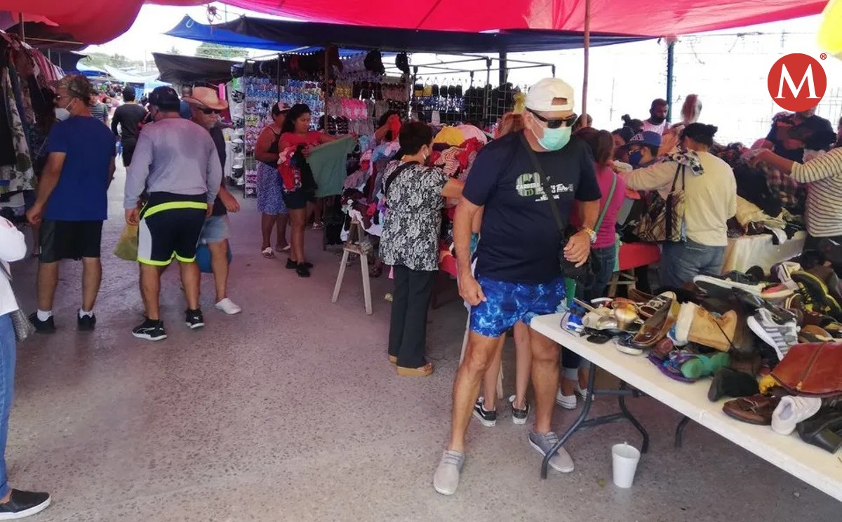 Ante falta de empleo profesionistas abarrotan rodantes en Tampico