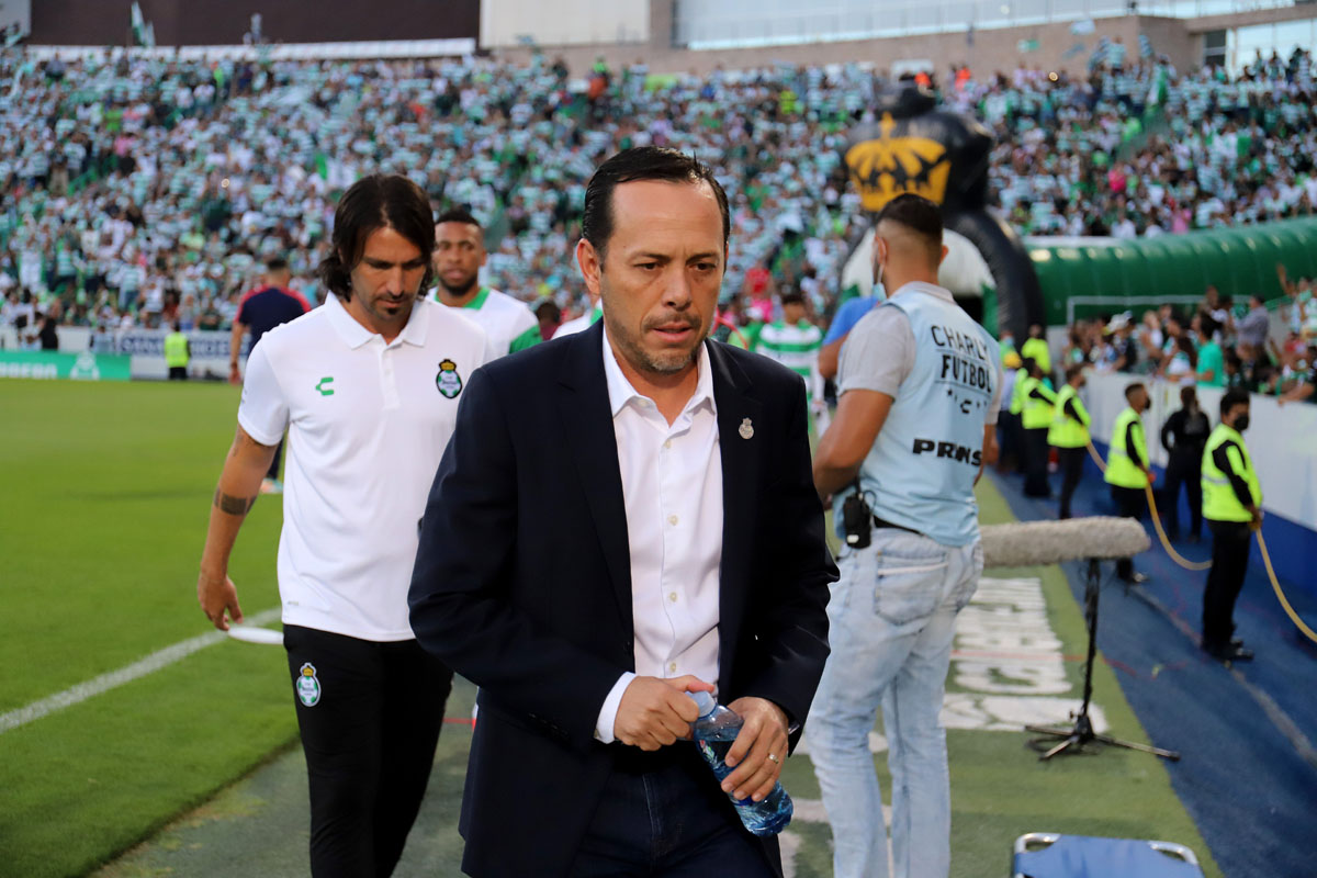 Fentanes lamentó que no hayan logrado regalarle esa alegría a su afición, cuando  el estadio estaba lleno. | Rolando Riestra