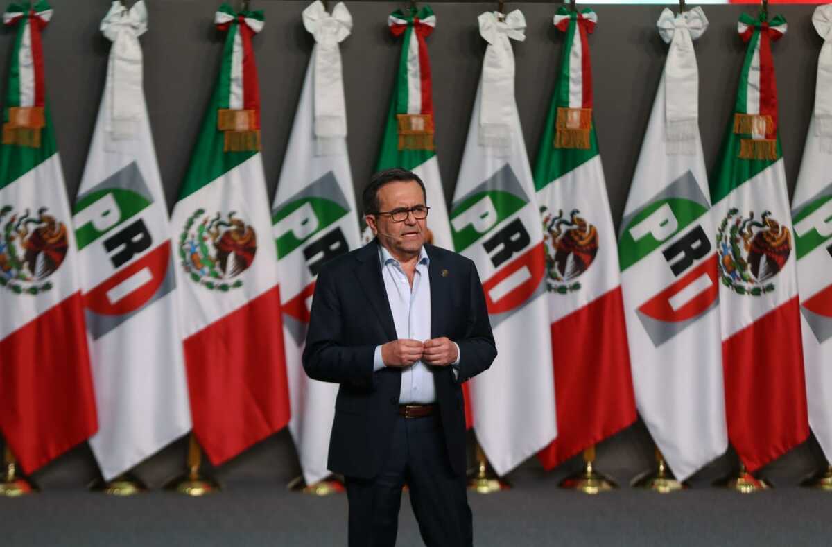 Ildefonso Guajardo |Araceli López